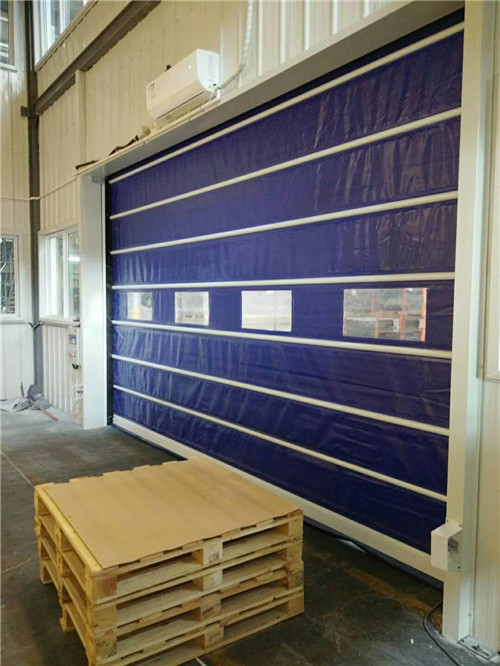 快速堆（duī）積門安裝現場